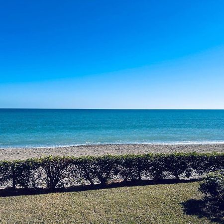 Beachfront Nudist Apartment In Vera Playa Playas de Vera Luaran gambar