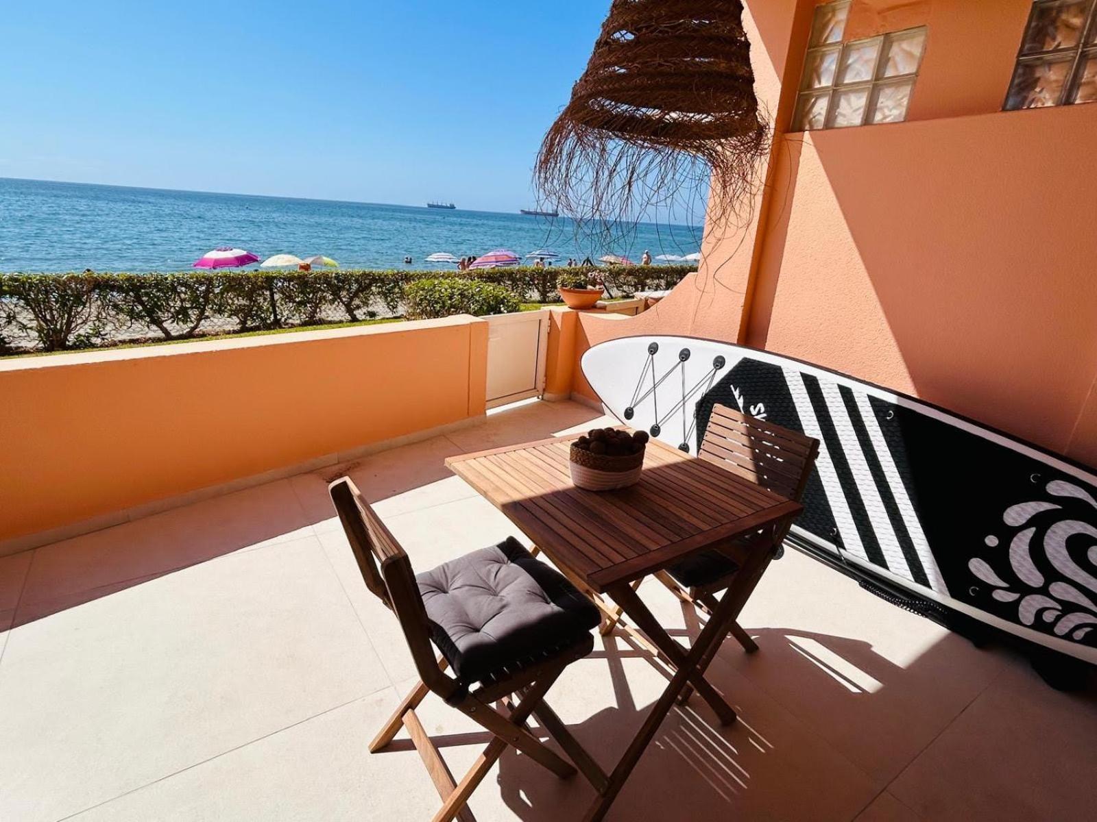 Beachfront Nudist Apartment In Vera Playa Playas de Vera Luaran gambar